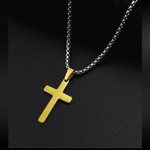 † Men’s Minimalist Unisex Silver/Gold Latin Stainless Steel Cross Necklace - Picture 3 of 5